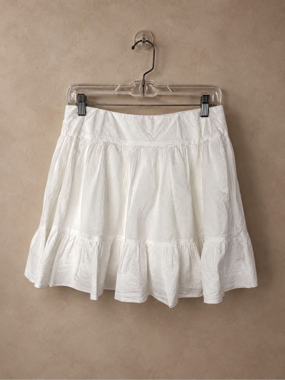 UNIQLO M Women’s White Seersucker Tiered Ruffle A-Line Mini Skirt Cotton